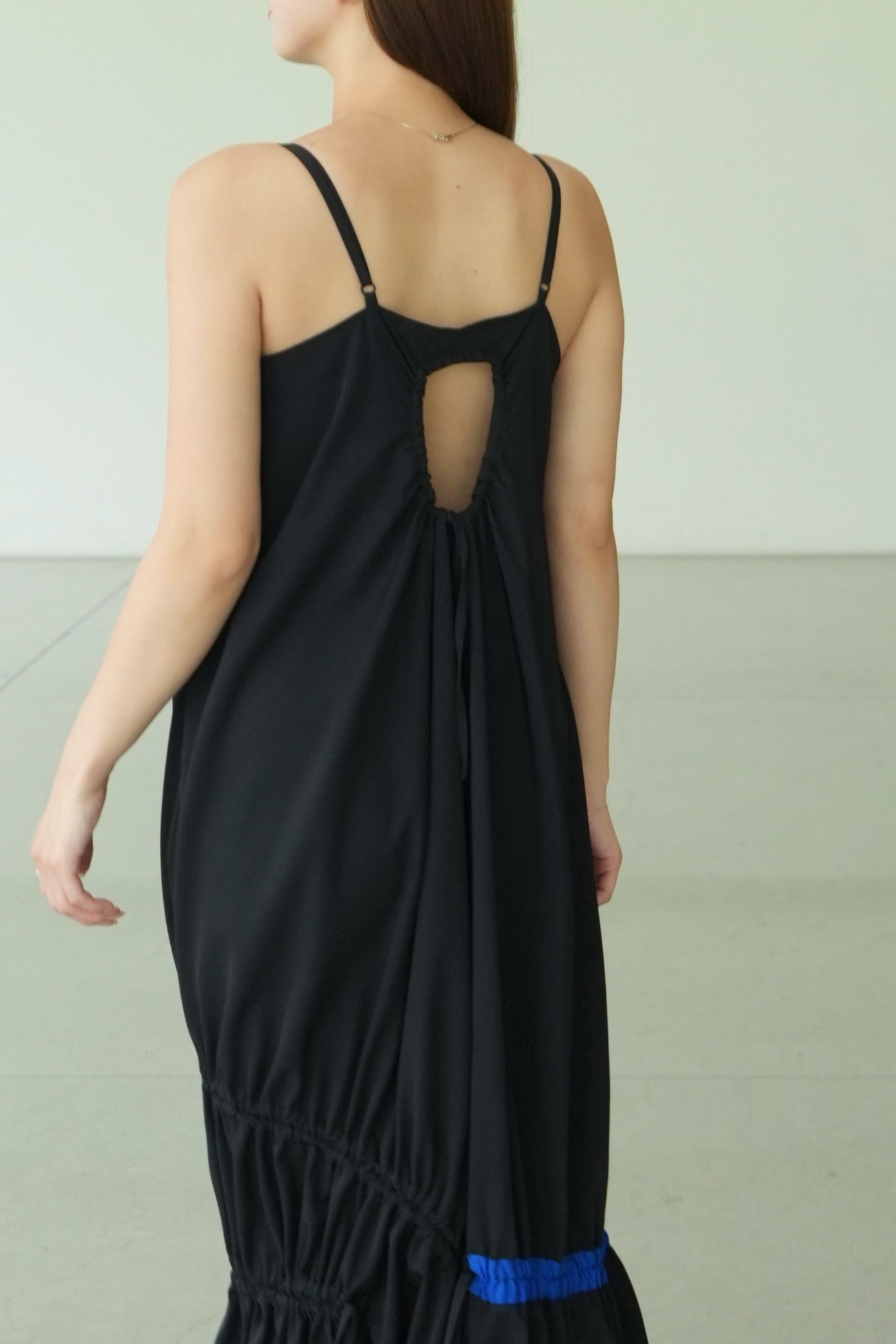 SCULPT DRESS