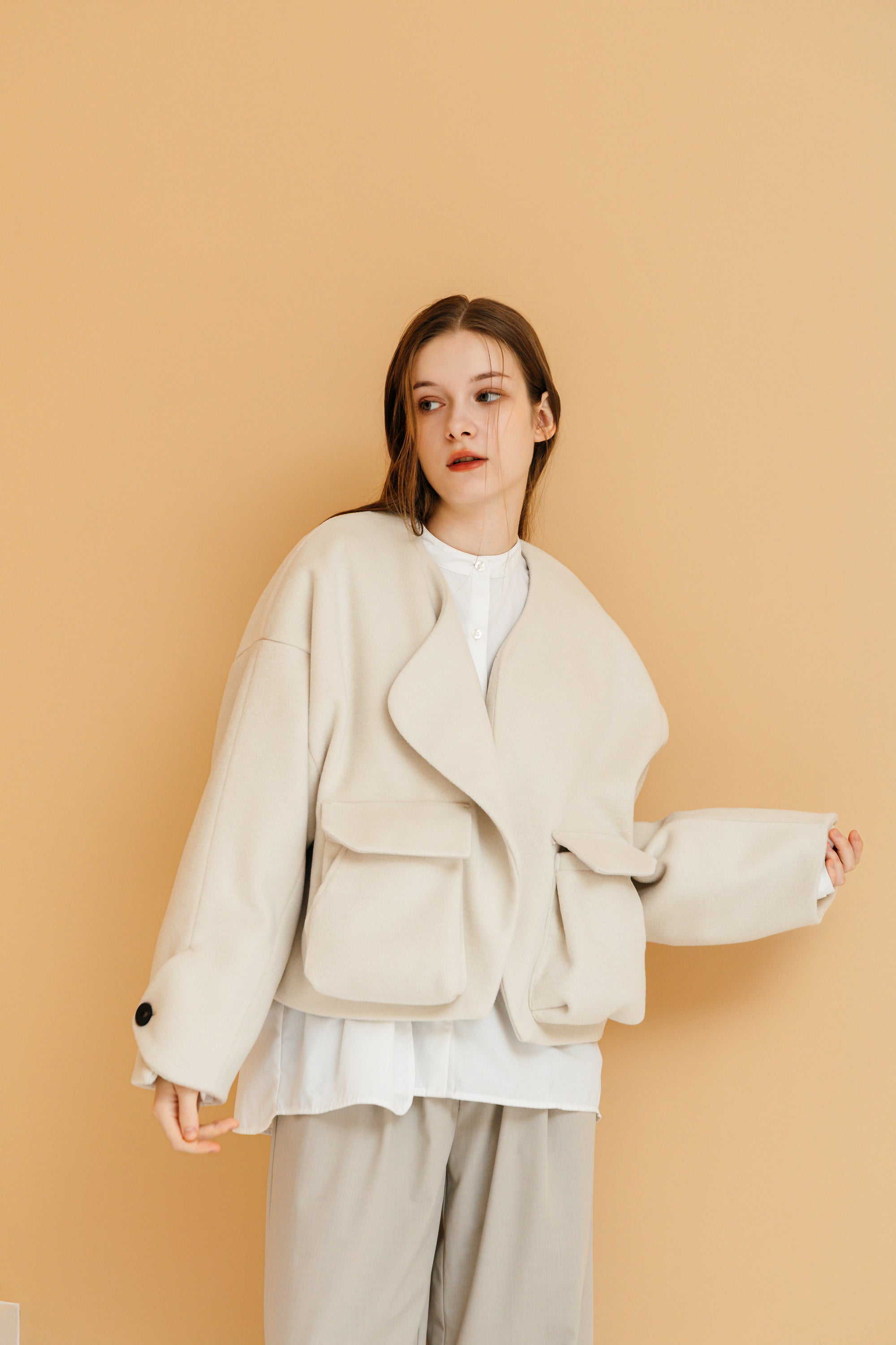 REFINED POCKET DETAIL COAT【11月下旬発売予定】