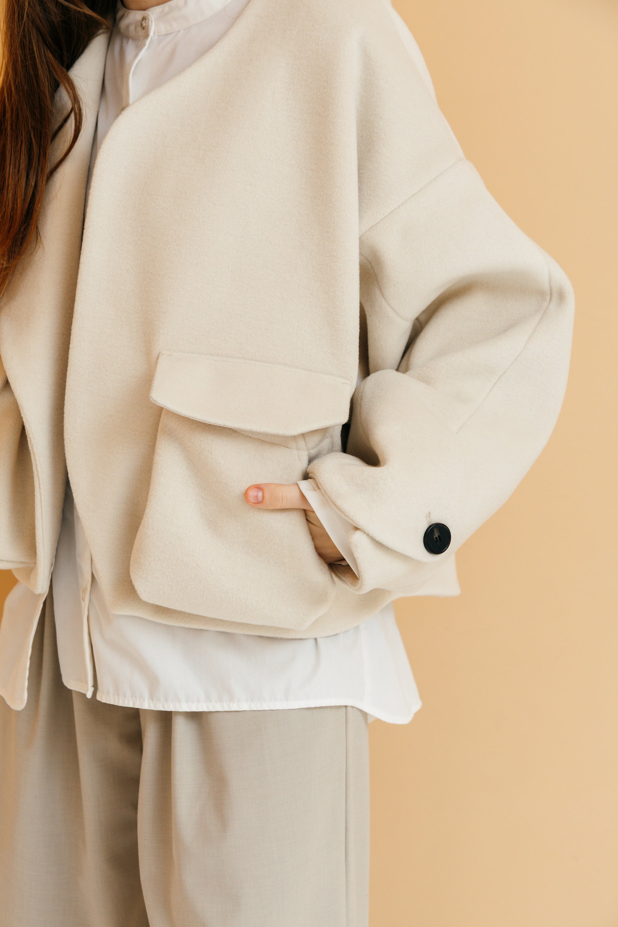 REFINED POCKET DETAIL COAT【11月下旬発売予定】