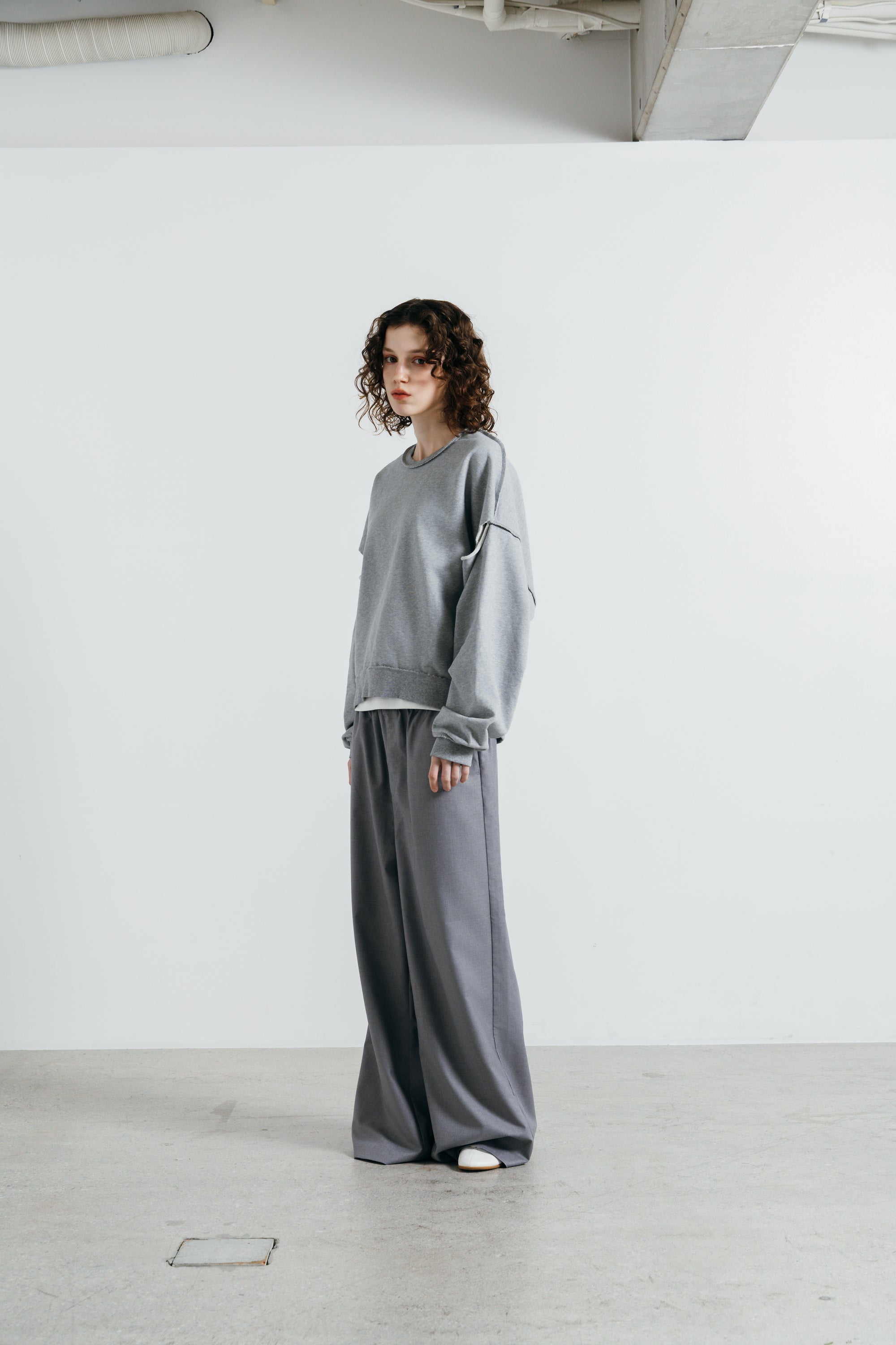 SLIT SLEEVE PULLOVER