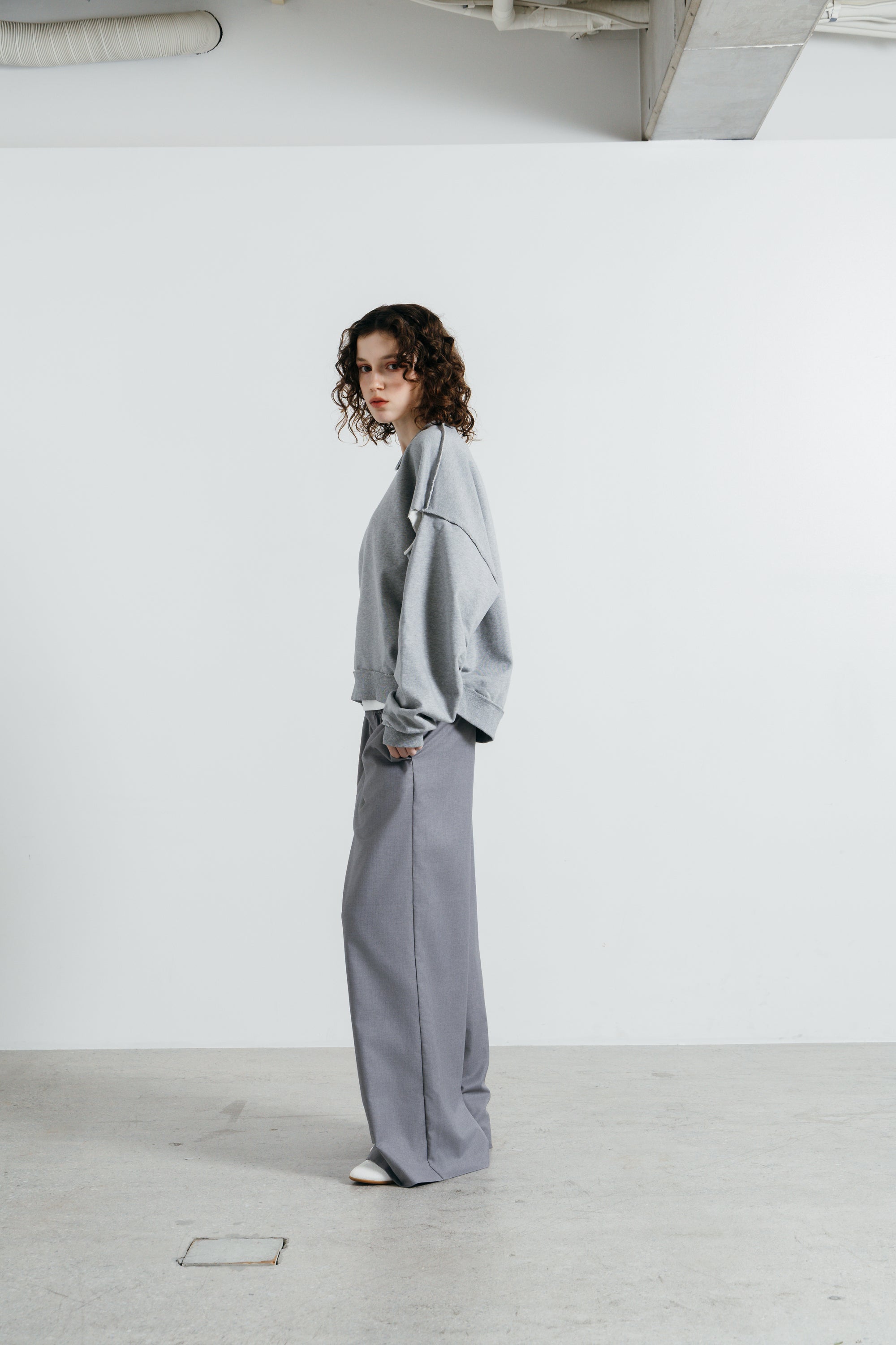 SLIT SLEEVE PULLOVER
