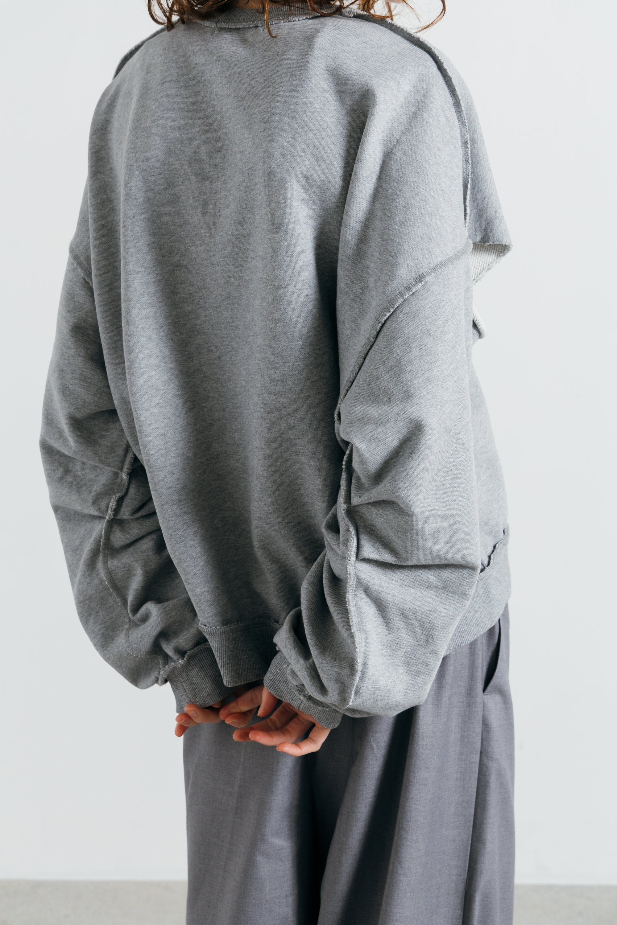 SLIT SLEEVE PULLOVER