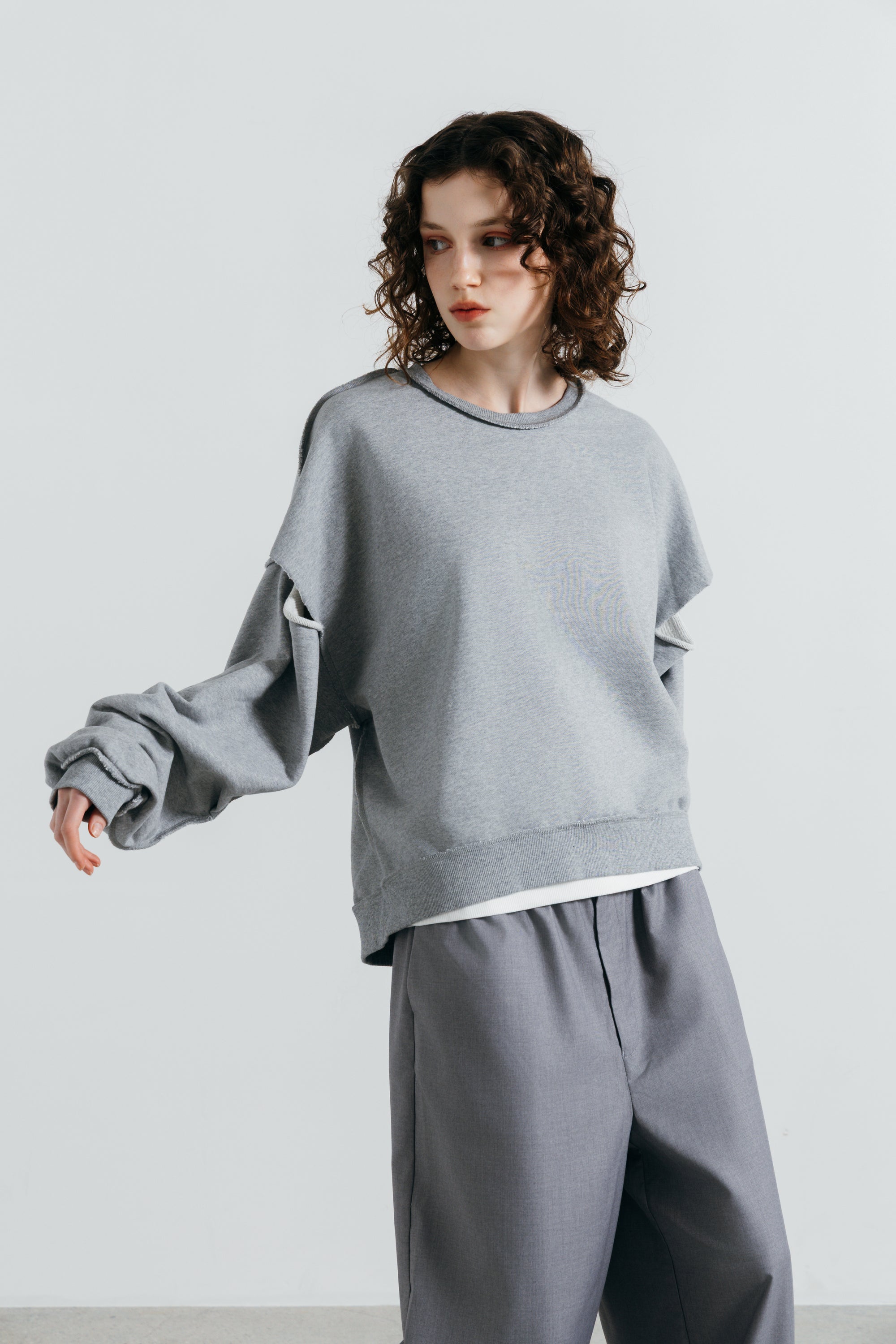 SLIT SLEEVE PULLOVER