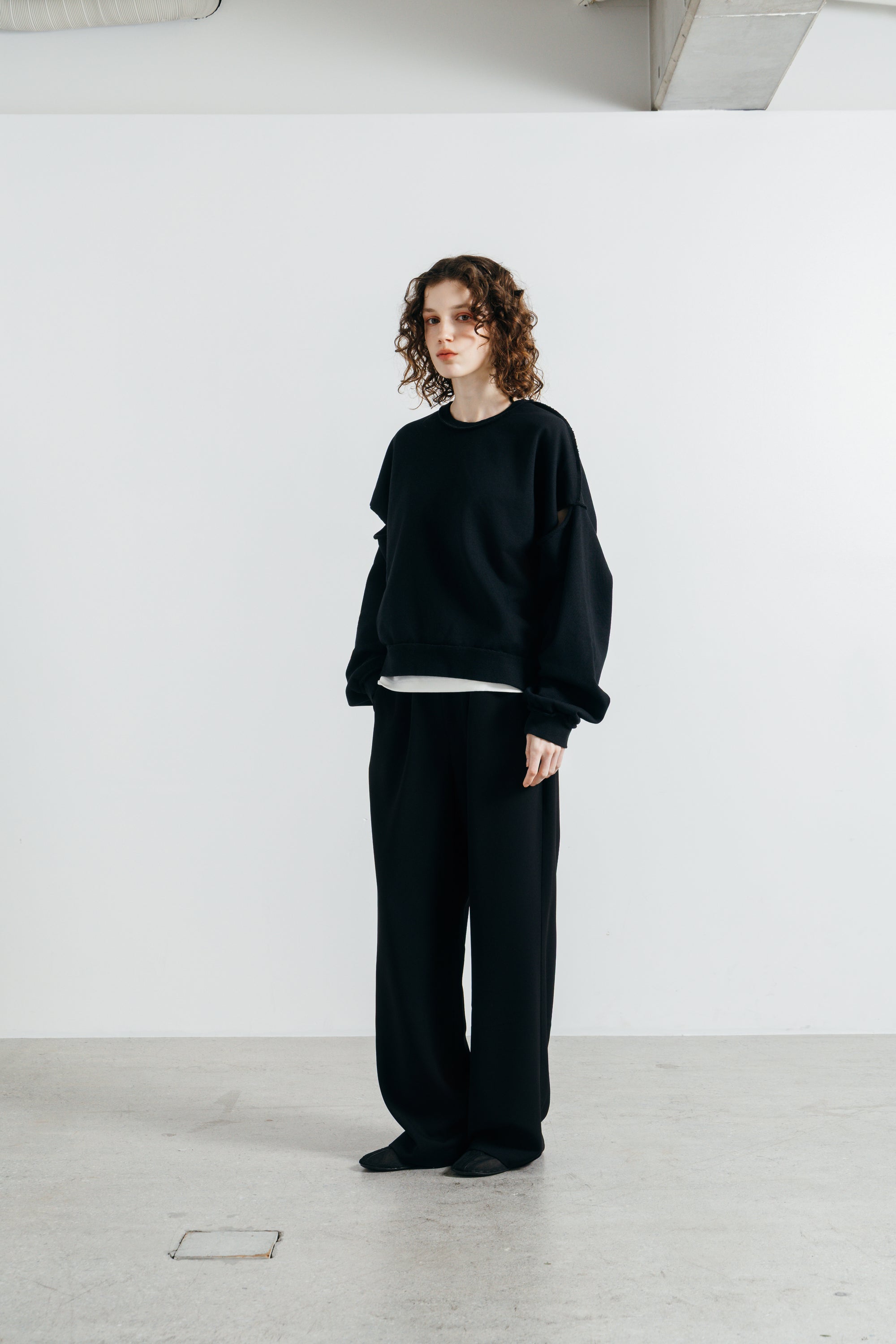 SLIT SLEEVE PULLOVER