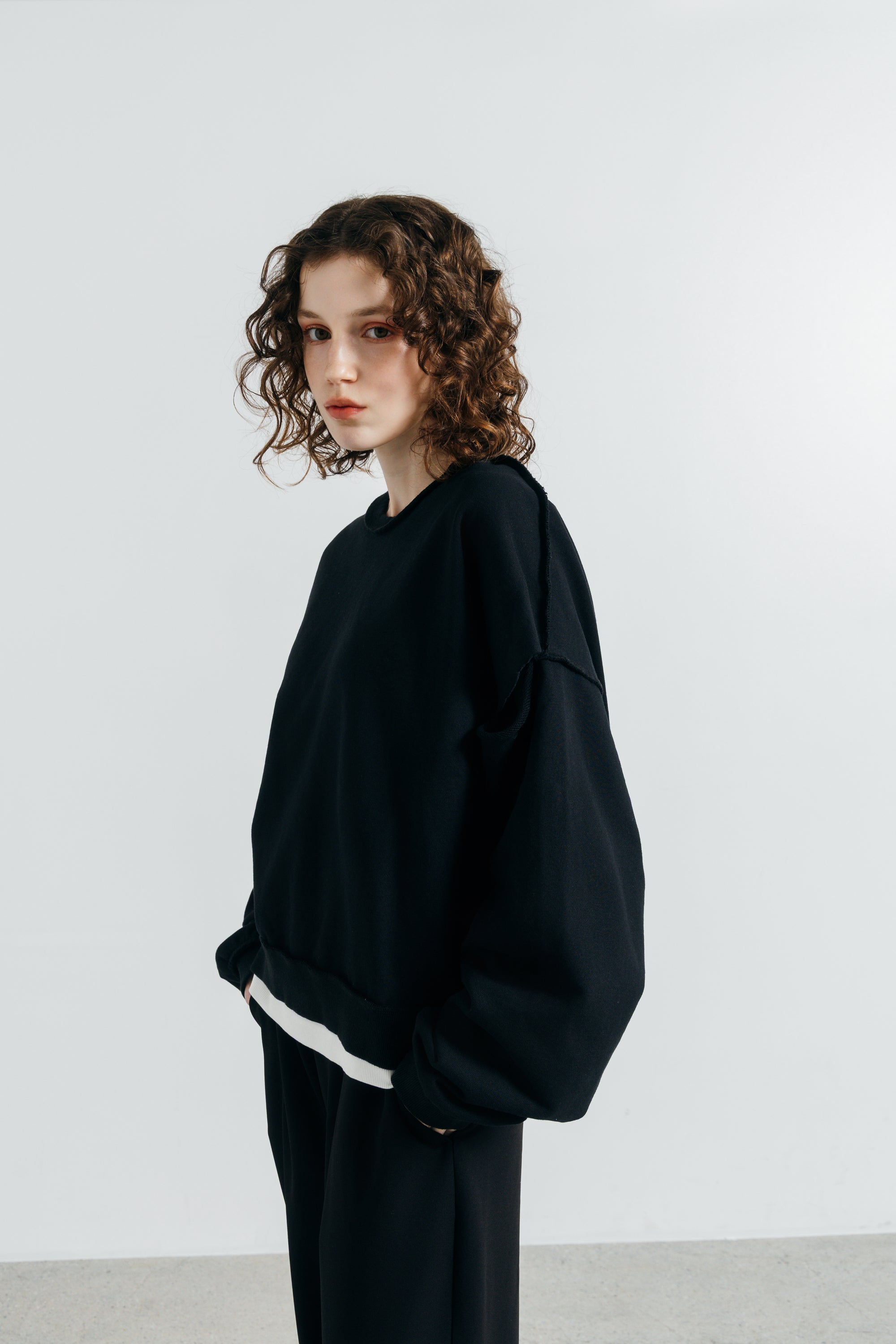 SLIT SLEEVE PULLOVER
