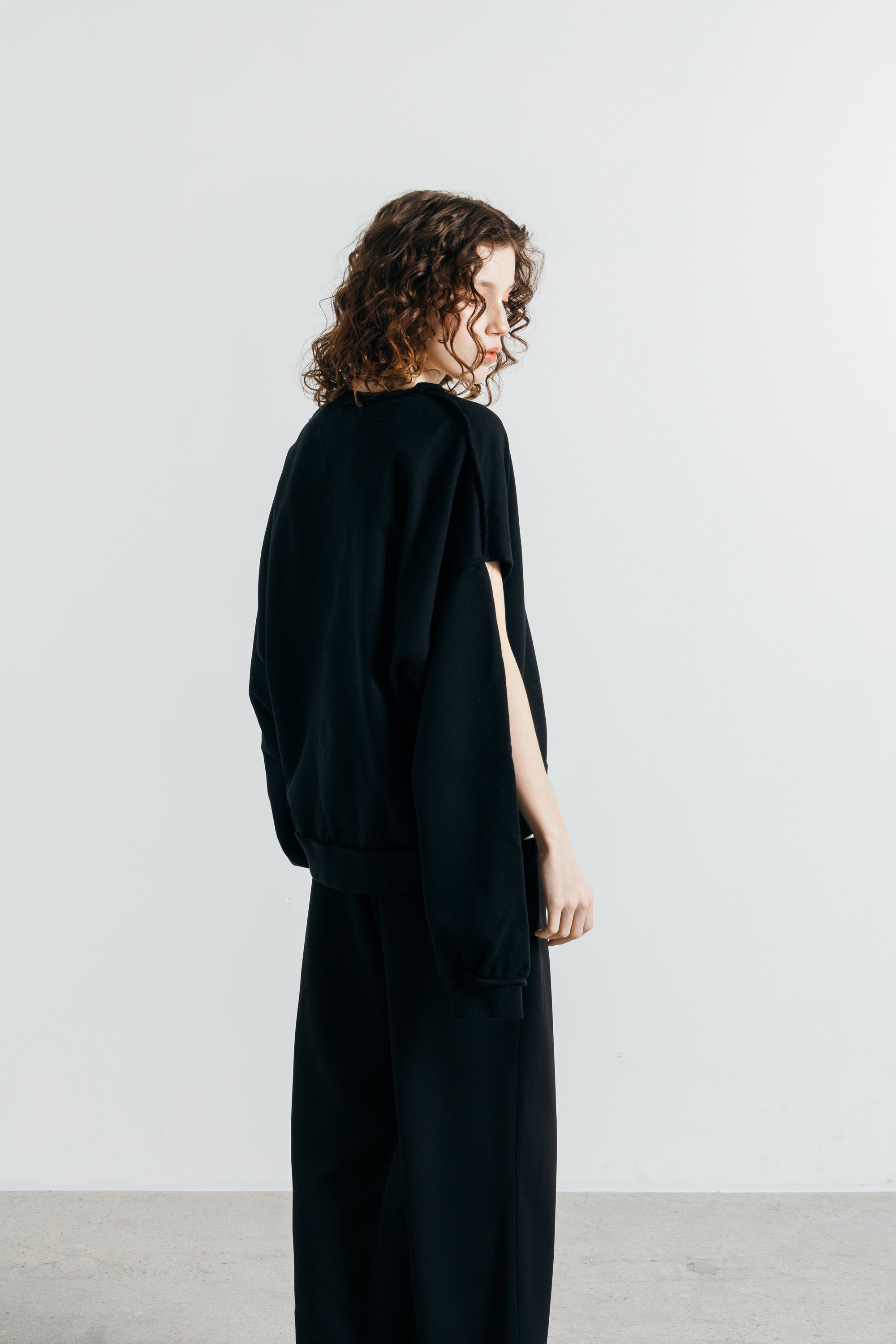 SLIT SLEEVE PULLOVER