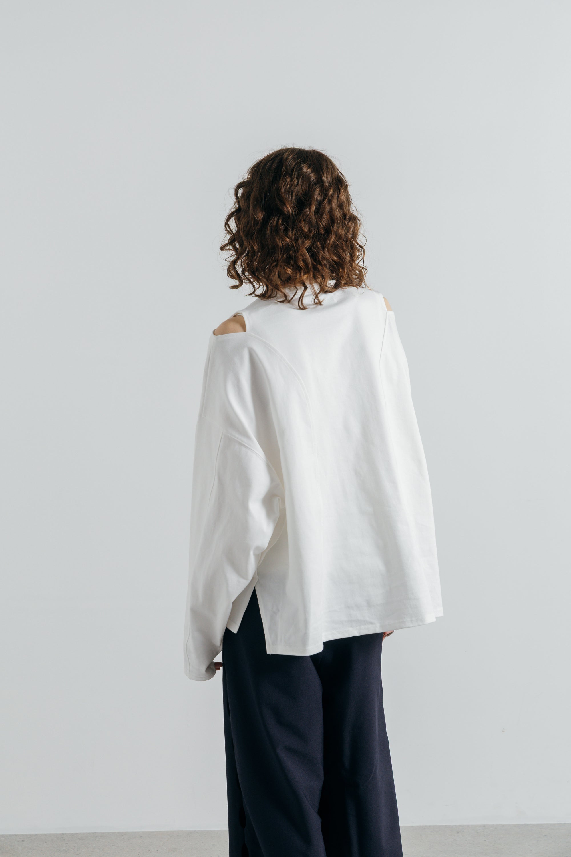 SOFT LINE SLIT TOPS