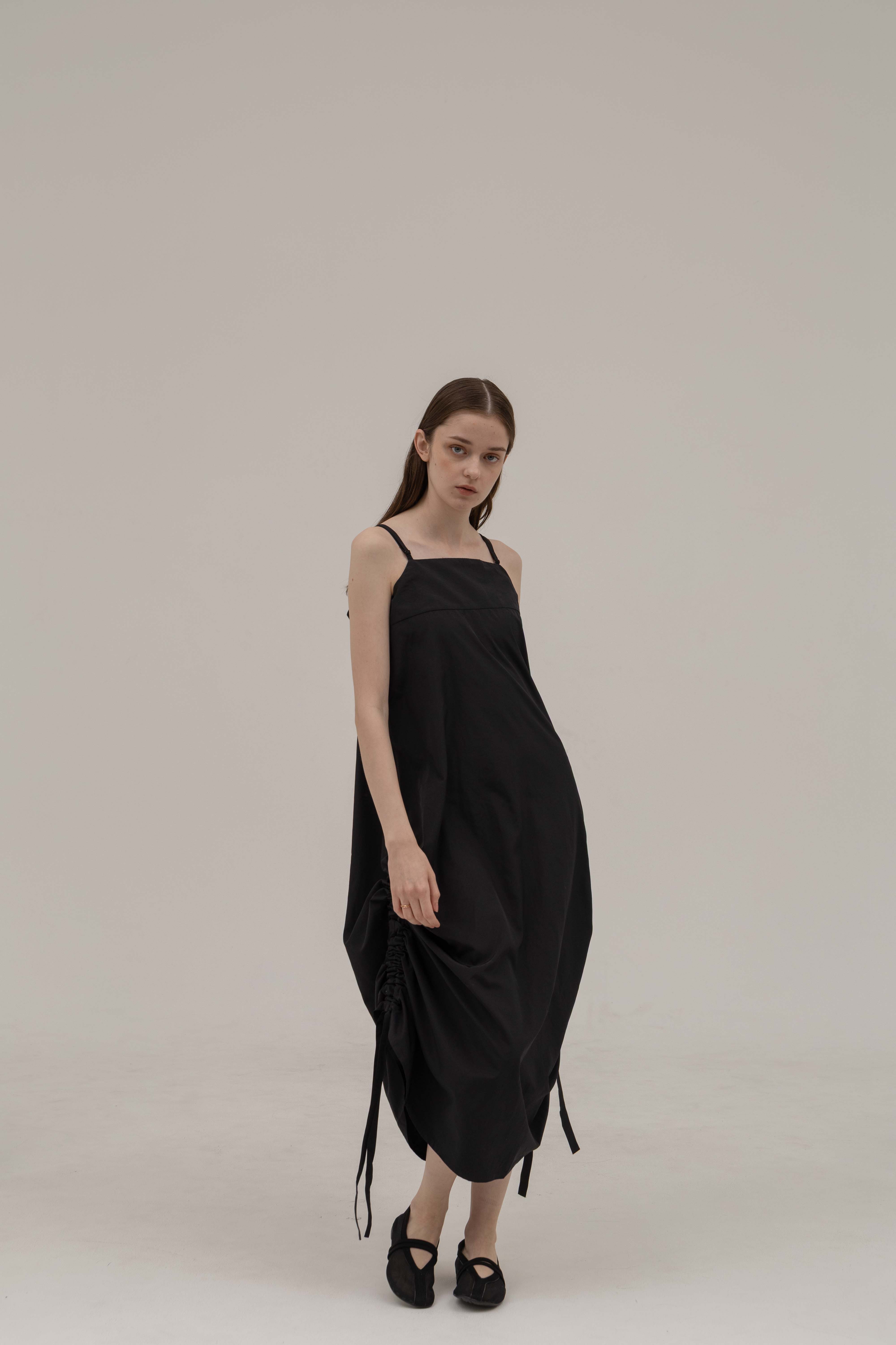 AIR DRAPE DRESS – UNOF