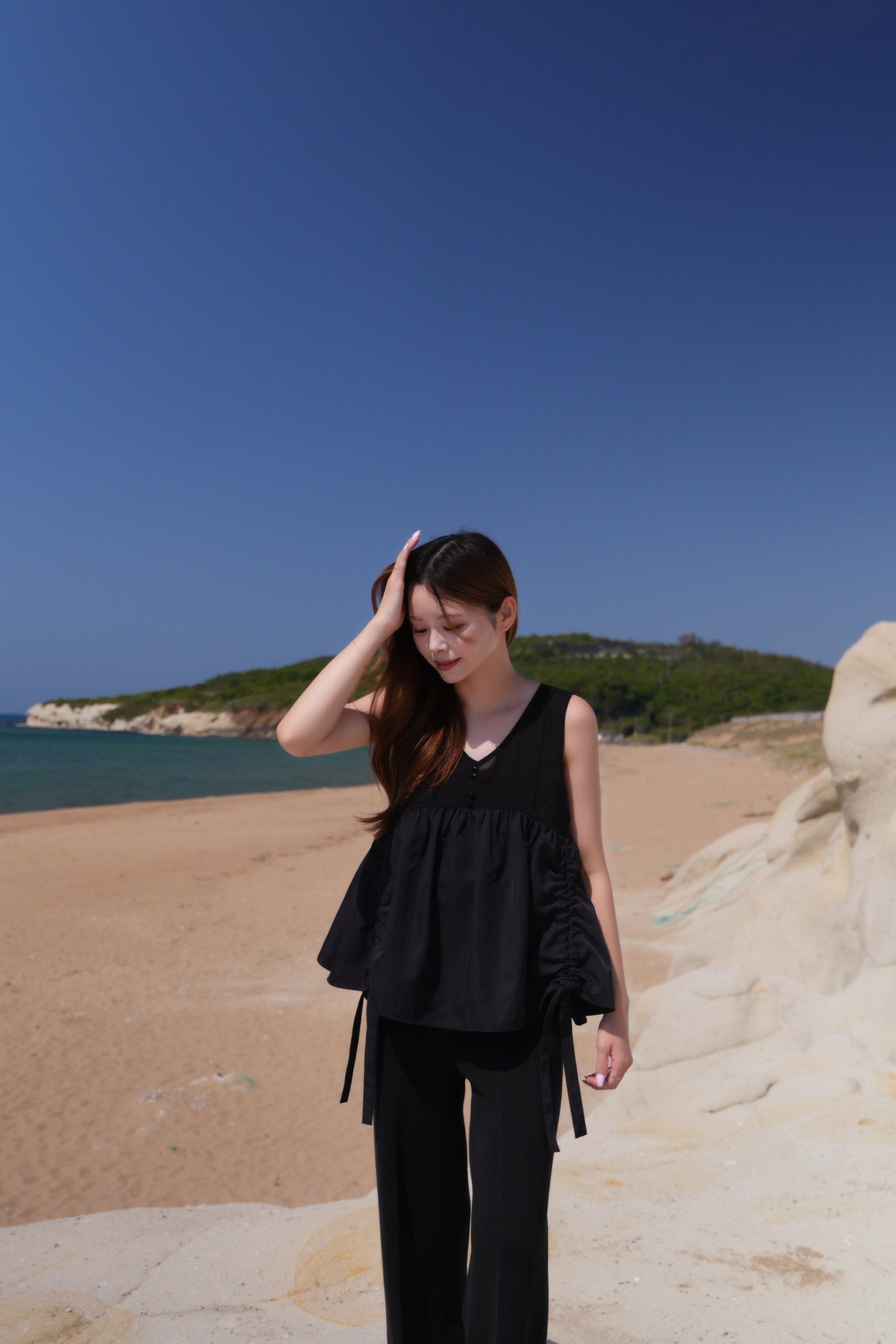 SCULPT GATHER TOPS