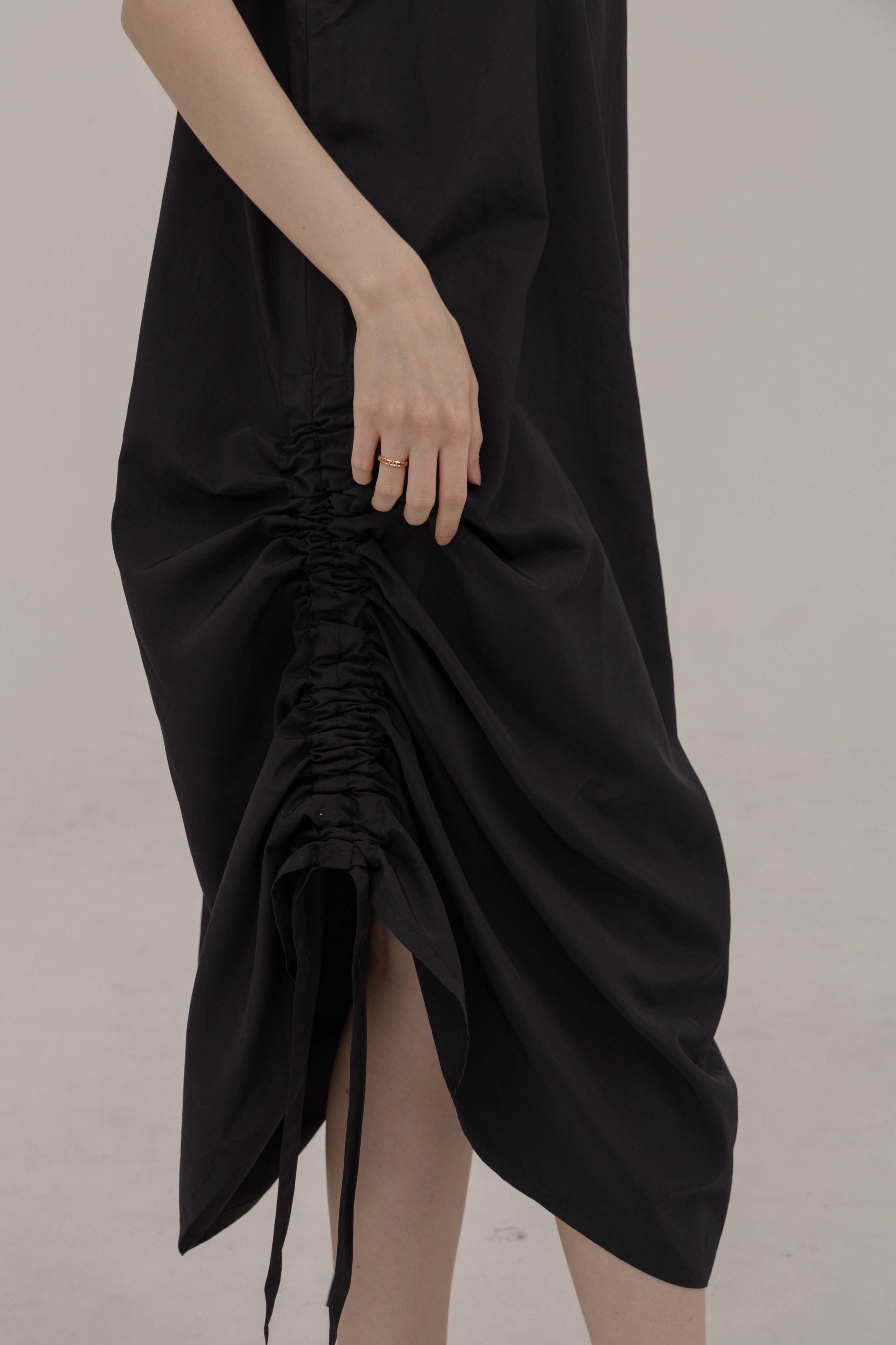 AIR DRAPE DRESS【6月13日20:00-発売】